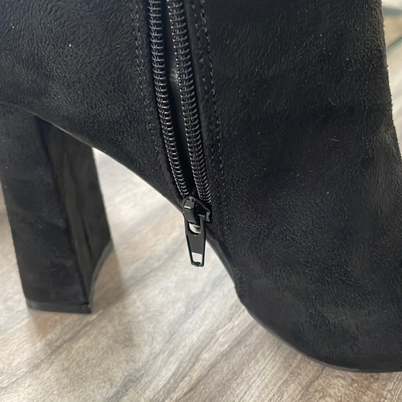 Brand new Suede Booties. - Picture 9 of 17